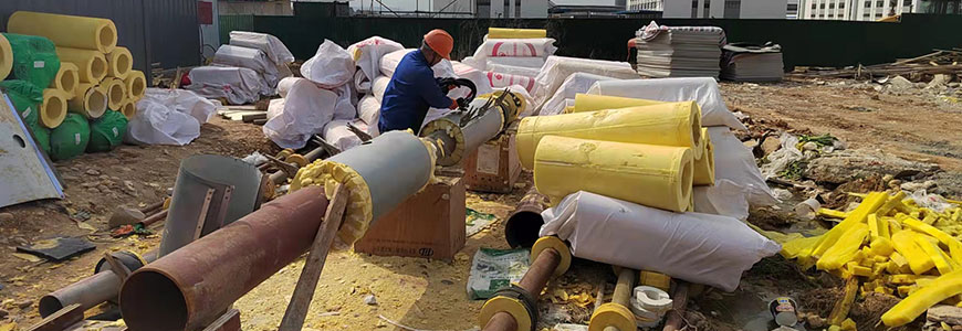 聚氨酯管道保溫設備_小型聚氨酯發(fā)泡機設備生產廠家-京華邦威